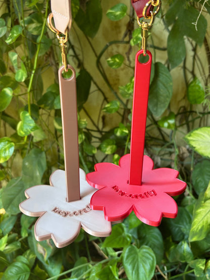 Travel Sakura Yarn Holder